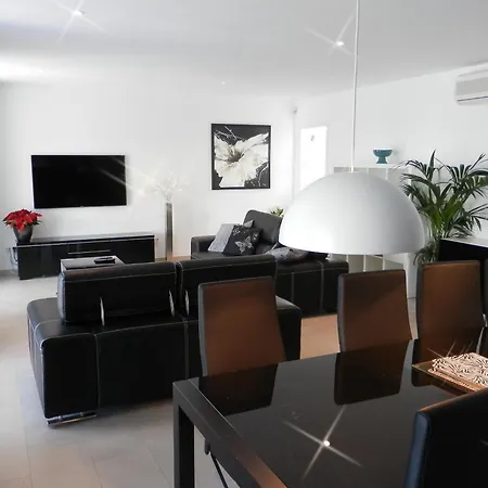 וילה Marluki, 4 Bedrooms, Pool And Terraces